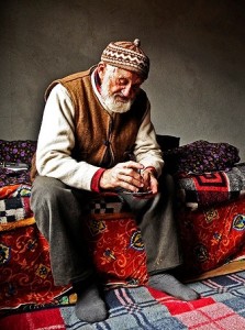 Anne Baba Hakkı, Dinimizdeki Yeri, İlgili Ayet ve Hadisler | Yazar: Abdullah Pehlivan